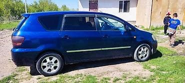 лабо 2004: Toyota Avensis Verso: 2004 г., 2.4 л, Механика, Дизель, Минивэн — 5