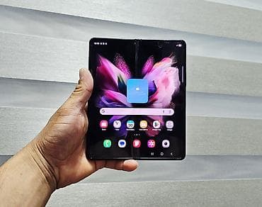 Samsung Galaxy Z Fold 3, Б/у, 256 ГБ, цвет - Черный, 1 SIM, 2 SIM at lalafo.kg Samsung Galaxy Z Fold 3, Б/у, 256 ГБ, цвет - Черный, 1 SIM, 2 SIM