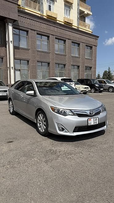 Toyota Camry: 2012 г., 2.5 л, Автомат, Бензин, Седан — 9