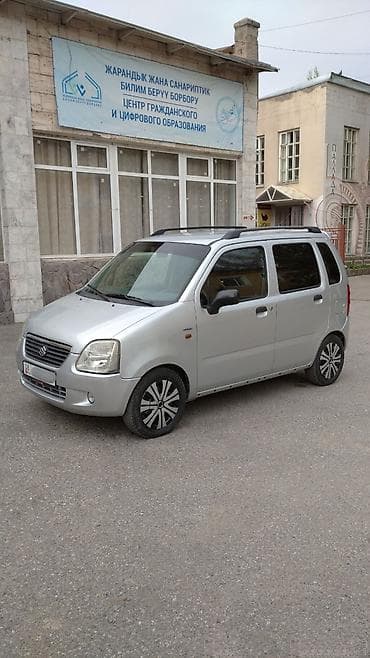 Suzuki Wagon R: 2003 г., 1.3 л, Ручные, Бензин, Минивэн