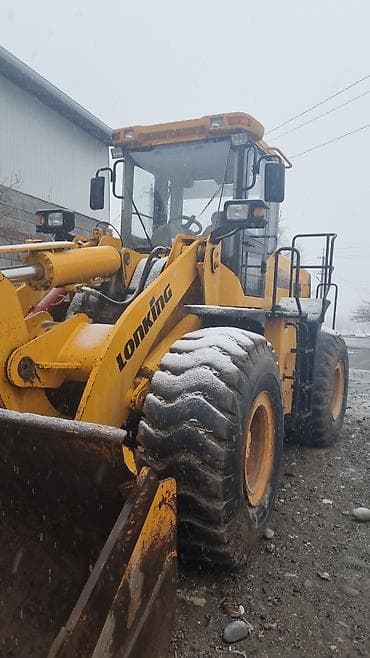 kia rio 5: Погрузчик, 2017 г., Колесный, Фронтальный — 1