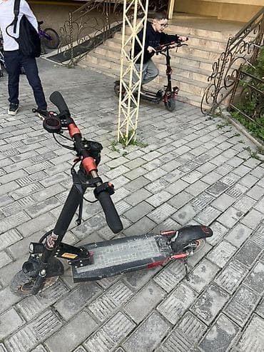 шлемы на мотоцикл: Электросамокат, Без рассрочки, Б/у — 2