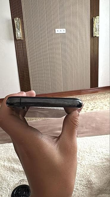сколько стоит экран на айфон х: IPhone X, Б/у, Space Gray — 4