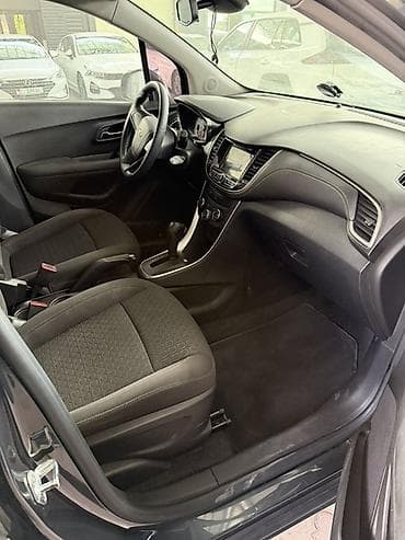 теранно: Chevrolet Trax: 2020 г., 1.4 л, Автомат, Бензин, Кроссовер — 4