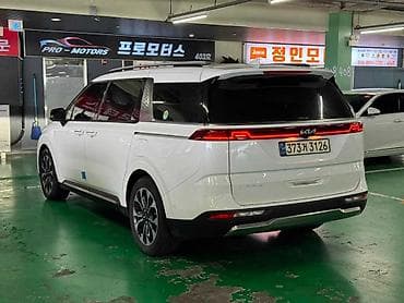 sprinter 2 7: Kia Carnival: 2023 г., 2.2 л, Автомат, Дизель, Минивэн — 9