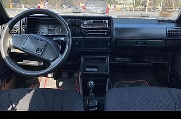 дэу матиз 1: Volkswagen Golf: 1990 г., 1.6 л, Кол менен иштөөчү, Бензин, Хетчбек — 5