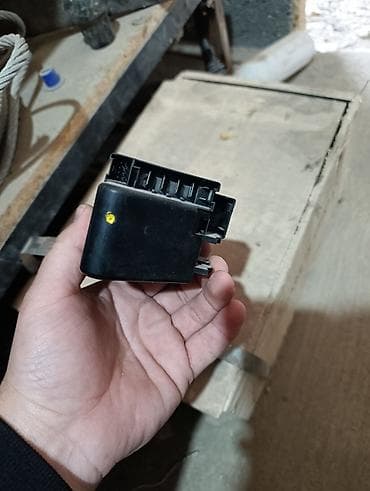 2 4 д: Замок зажигания Mercedes-Benz — 2