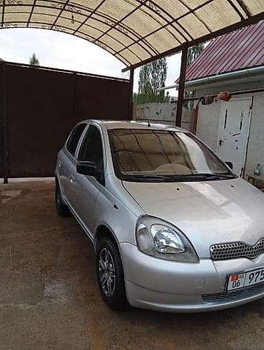 полировщик авто: Toyota Yaris: 1999 г., 0.1 л, Механика, Бензин, Хэтчбэк — 2