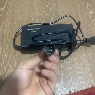 зарядка акумулятора: Зарядное устройство для электровелосипеда/электроскутера 60V 3A - — 2