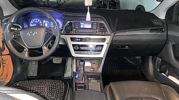 nisan leaf: Hyundai Sonata: 2018 г., 2 л, Типтроник, Газ, Седан — 3