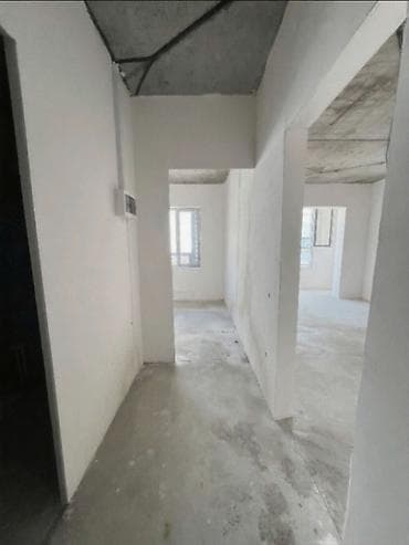 52: Студия, 52 м², ул. Горького / Алматинка 9 этаж, ПСО (под самоотделку) — 2