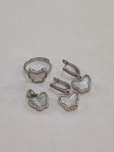 эксклюзивные свадебные пригласительные: Комплект Бабочка Серебро 925 пробы Цена 3500сом Есть доставка по — 1