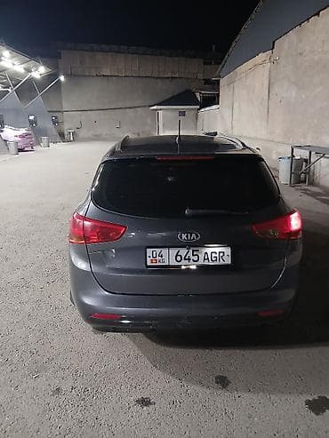 Kia Ceed: 2014 г., 1.6 л, Автомат, Бензин, Универсал — 3