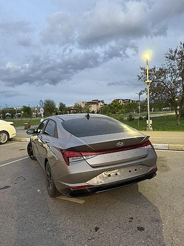 Транспорт: Hyundai Avante: 2022 г., 1.6 л, Автомат, Гибрид, Седан — 10