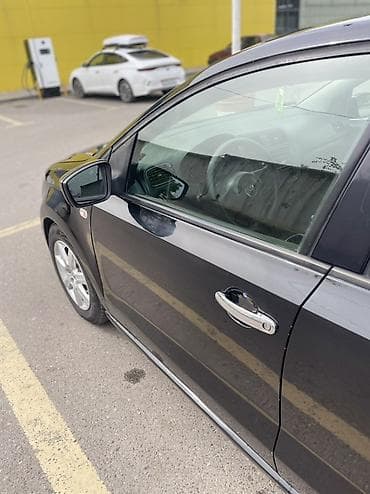 багажник мазда 6: Volkswagen Polo: 2010 г., 1.6 л, Ручные, Бензин, Седан — 9