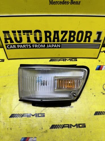 спринтер стоп: Оң поворотник Toyota Колдонулган, Оригинал, Жапония — 1