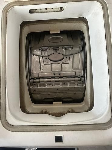 Техника и электроника: Стиральная машина Indesit WITE 107, вертикальная загрузка — 2