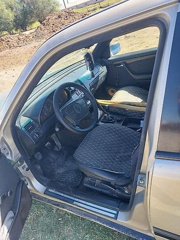 kia palisade: Mercedes-Benz C-Class: 1995 г., 1.8 л, Механика, Бензин, Седан — 4