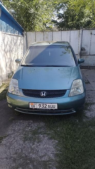 портер 2 салон: Honda Stream: 2001 г., 2 л, Механика, Бензин, Минивэн — 3