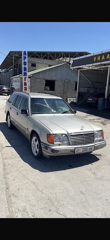 v class: Mercedes-Benz W124: 1994 г., 2.2 л, Бензин, Универсал — 1