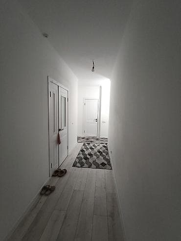 flat osh: 3 комнаты, С подселением, С мебелью частично — 1