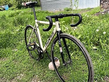 волейболный обувь: Шоссейный велосипед, Tsunami, Рама M (156 - 178 см), Б/у — 2