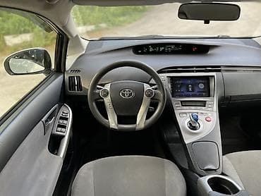 тойота приус с: Toyota Prius: 2013 г., 1.8 л, Вариатор, Гибрид, Лифтбек — 7