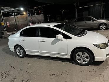 8: Honda Civic: 2008 г., 1.8 л, Механика, Бензин, Седан — 4