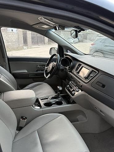 молдинг на двери: Kia Carnival: 2020 г., 2.2 л, Автомат, Дизель, Минивэн — 7