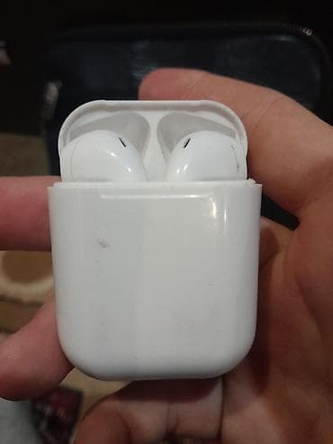 Наушники: Беспроводные наушники в зарядном кейсе - Форм-фактор: вкладыши (True — 1