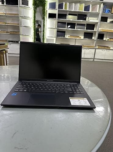 Ноутбуктар жана аксессуарлар: Жаңы, Intel Core i3 — 1