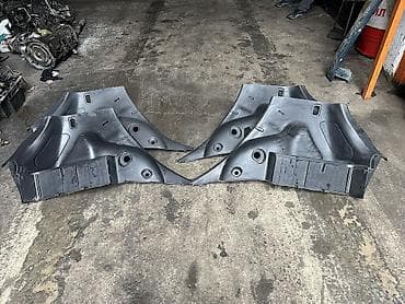 Обшивка багажника Toyota 2004 г., Б/у, Оригинал, Япония