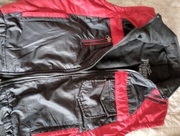 срочно продаю в связи с переездом: Продается двухстороняя безрукавка в нормальном состоянии — 2