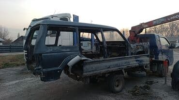 домкрат гидравлический для вытяжки авто: | Стрела 8 м 2000 т | Борт 4000 кг — 4