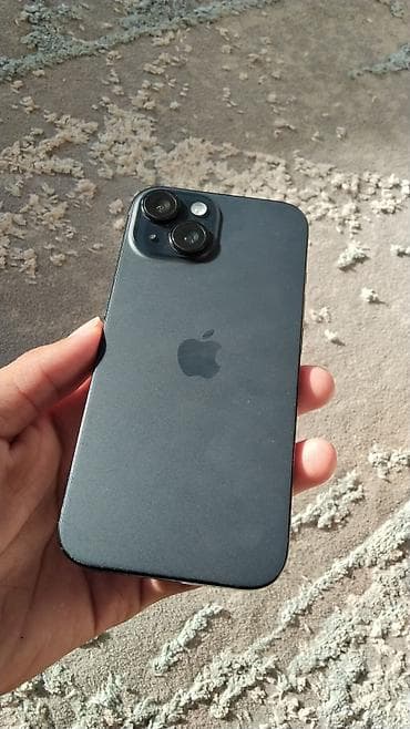 note 22: IPhone 15, Б/у, 128 ГБ, Черный, Защитное стекло, 78 % — 2