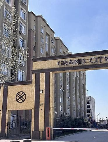 95000: 2 комнаты, 81 м², АЮ Гранд Элитка, 4 этаж, Евроремонт — 1