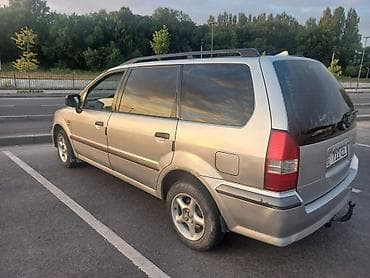 Mitsubishi Space Wagon: 2000 г., 2.4 л, Кол менен иштөөчү, Бензин, Универсал — 2