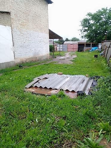 роял парк: 7 комнат Продаётся жилой дом с участком. - Двухэтажный кирпичный дом — 6