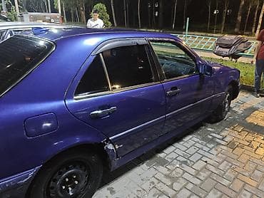 mersedes a class: Mercedes-Benz C-Class: 1995 г., 1.8 л, Автомат, Бензин, Седан — 5