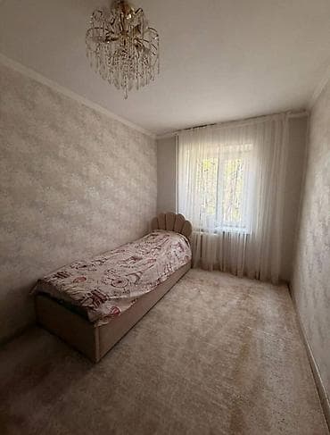 Квартиры: 2 комнаты, 42 м², Индивидуалка, 1 этаж — 4