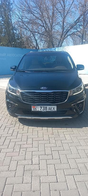 авто для такси: Kia Carnival: 2019 г., Минивэн — 1