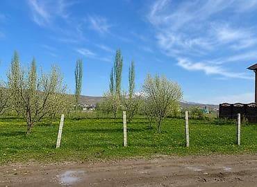 продается земельный участок: 10 соток, Для строительства, Договор купли-продажи, Красная книга — 1