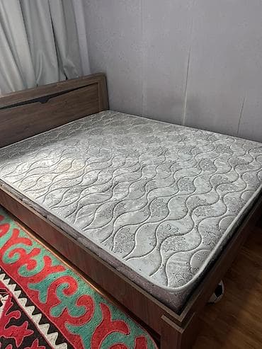 queen: Двуспальная кровать, С матрасом, длина - 200 см — 2