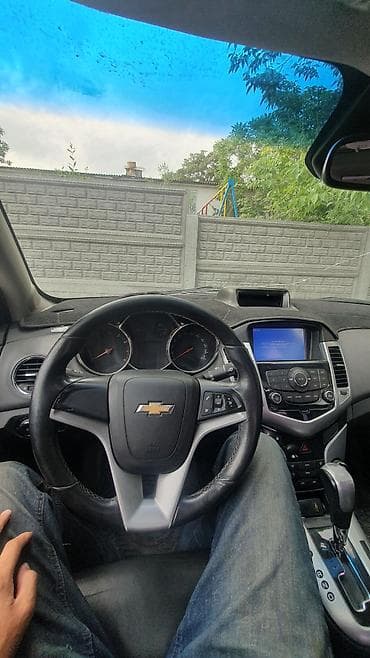 Chevrolet Cruze: 2010 г., 1.8 л, Автомат, Бензин, Седан — 5