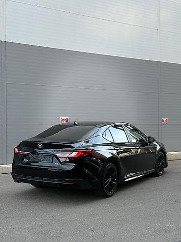 platz vitz: Toyota Camry: 2024 г., 2.5 л, Автомат, Гибрид, Седан — 6