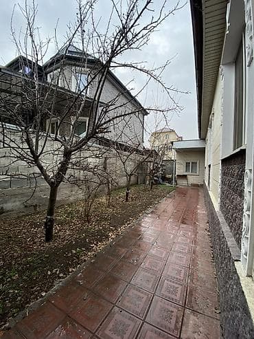 Дома: Продается частный дом с внутренним двором и хозяйственными — 6