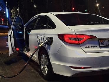 elantra 2019: Hyundai Sonata: 2019 г., 2 л, Автомат, Газ, Седан — 6