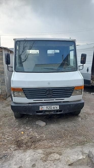 daf cf: Грузовой бортовой автомобиль Mercedes-Benz (серия T2/Transporter) — 1