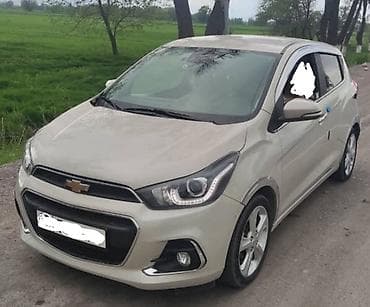 Chevrolet Spark: 2017 г., 1 л, Автомат, Бензин, Хэтчбэк