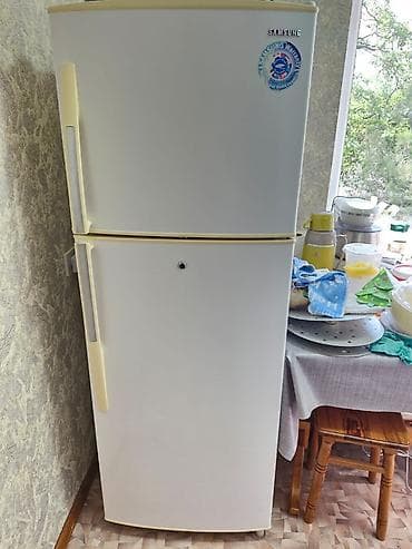 Холодильник Samsung, Б/у, Двухкамерный — 1